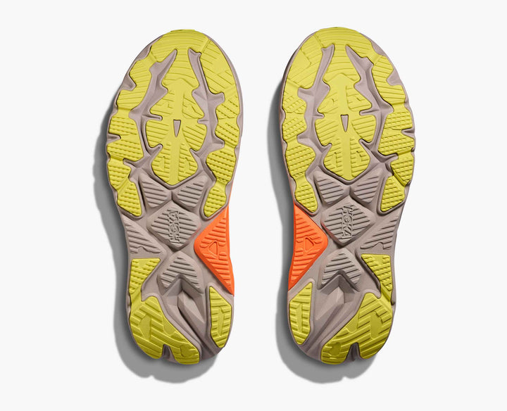 Hoka Arahi 8