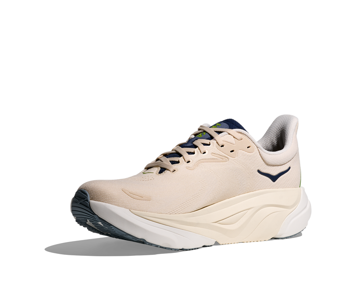 Hoka Arahi 8