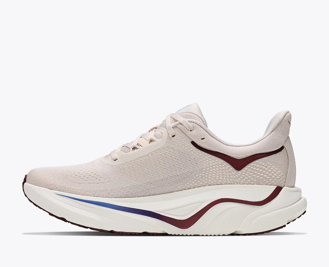 Hoka Arahi 9