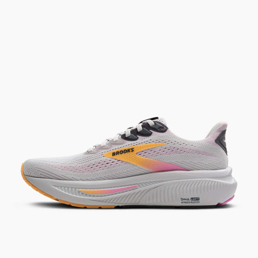 Brooks Lady Ghost 17