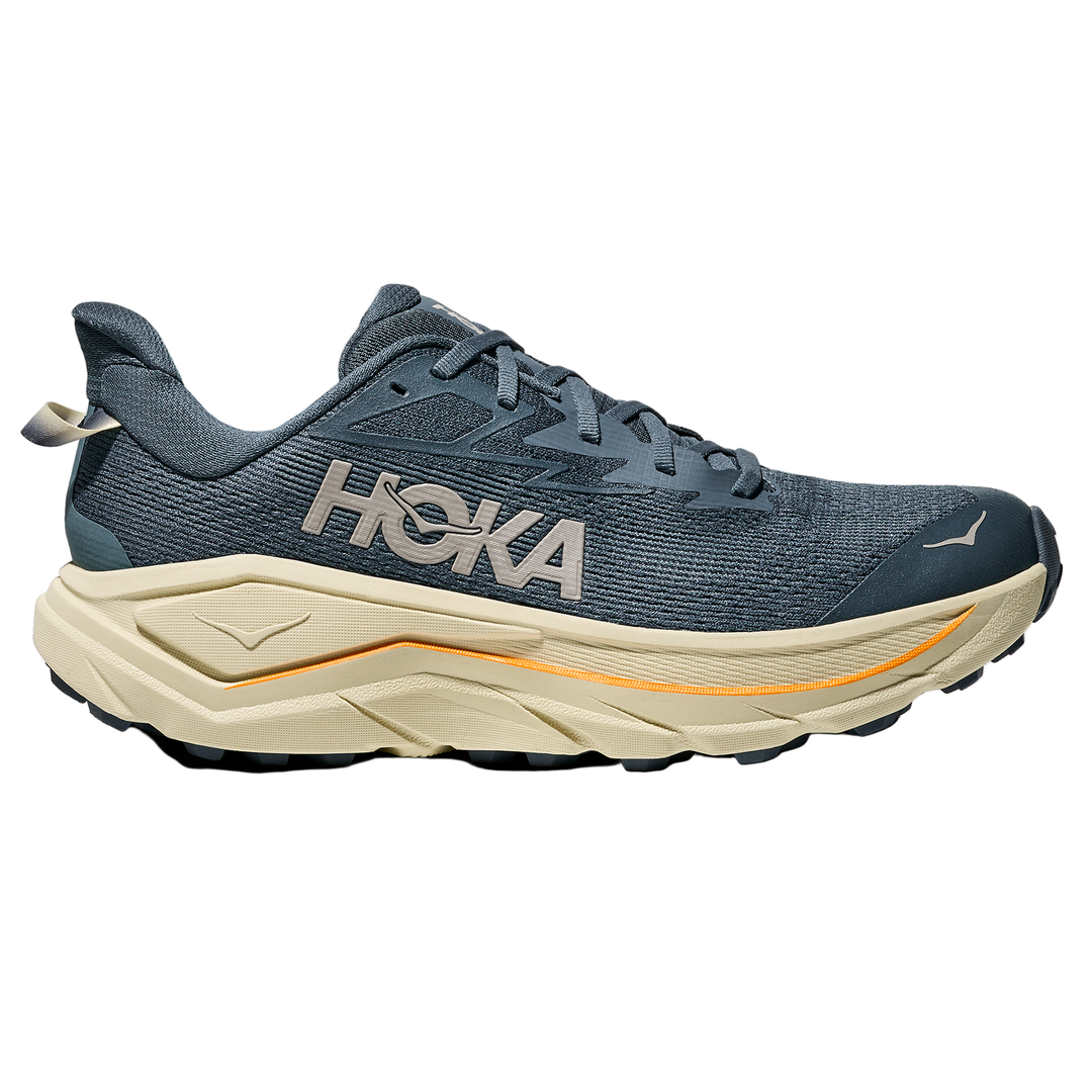 Hoka Challenger 8