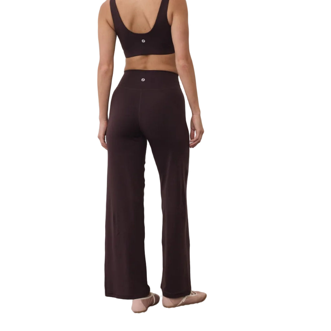 Gym + Coffee Wide Leg Legging in Mocha Bean