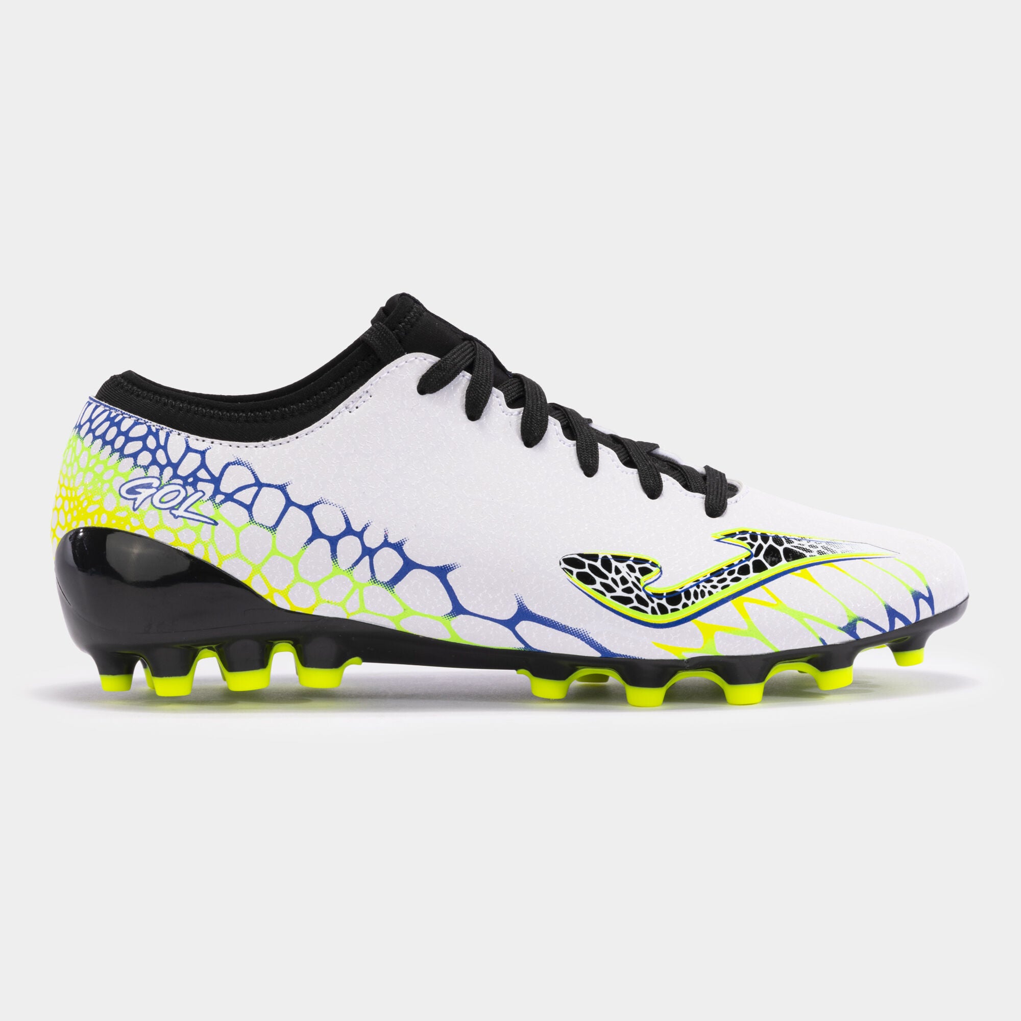 Artificial grass football boots deals